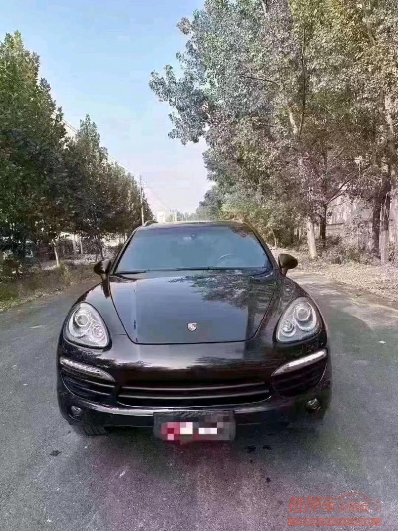 北京14年保时捷卡宴1