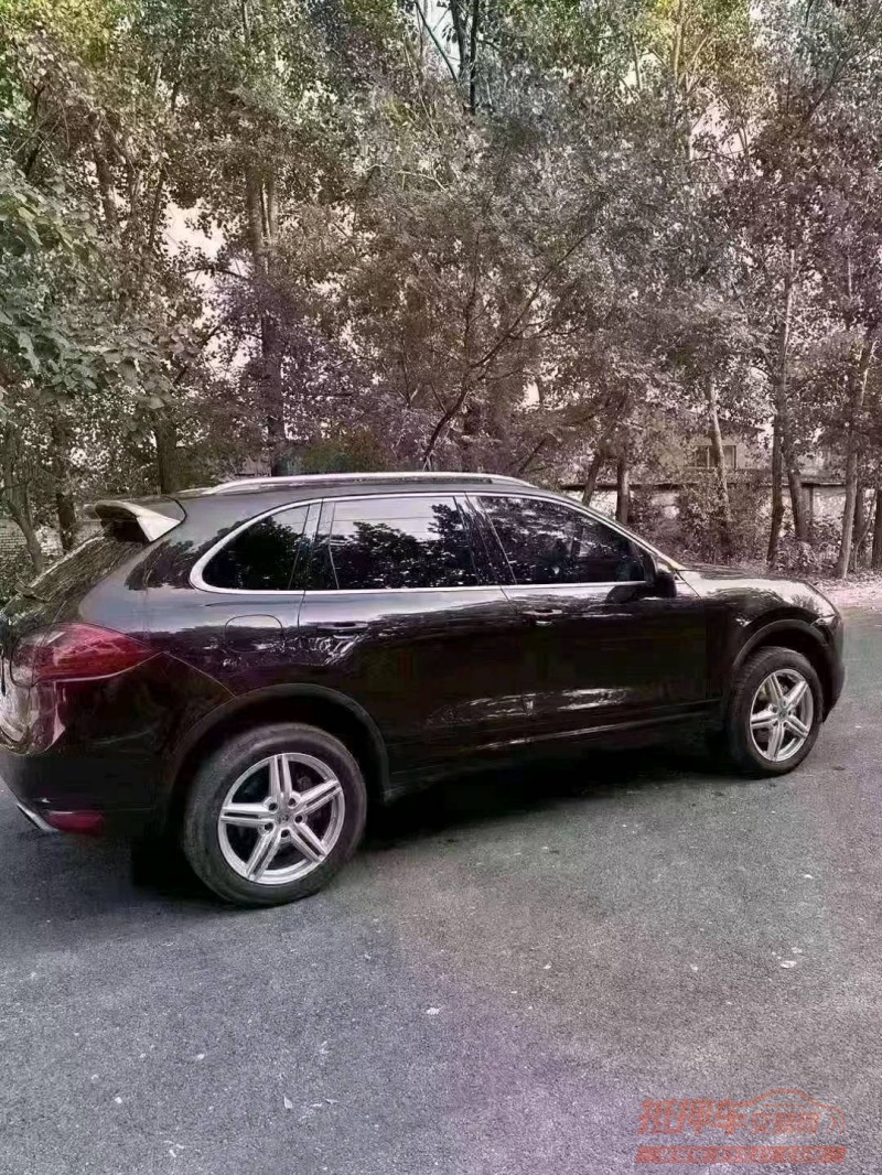 北京14年保时捷卡宴7