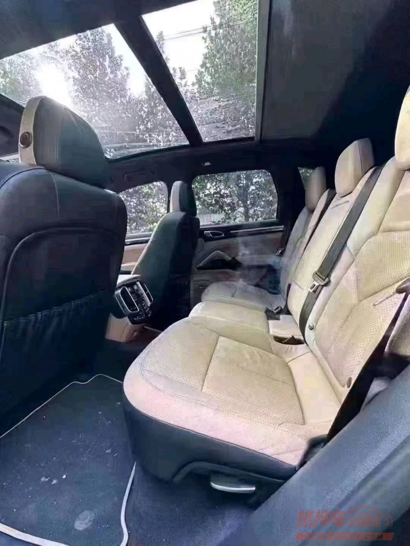 北京14年保时捷卡宴6