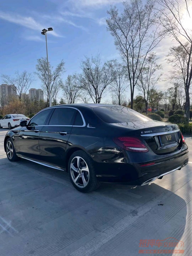 徐州19年奔驰E8