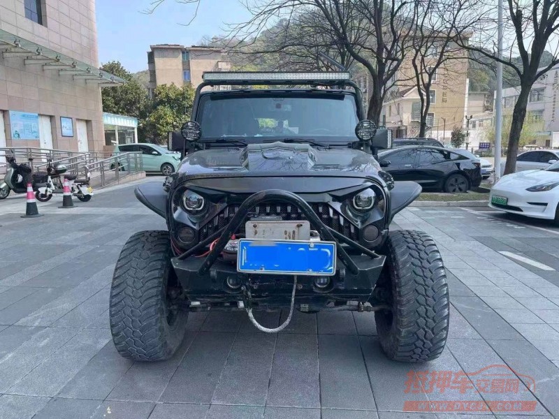 嘉兴15年Jeep牧马人1