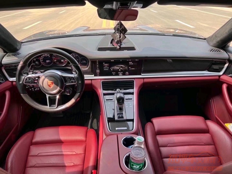 宜昌17年保时捷帕拉梅拉5