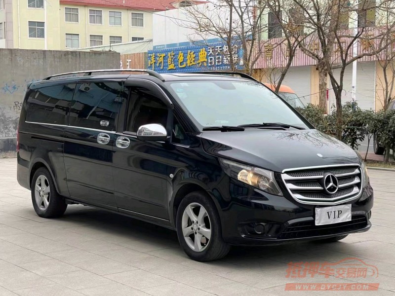 枣庄17年奔驰威霆2