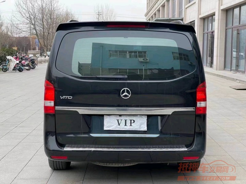 枣庄17年奔驰威霆9