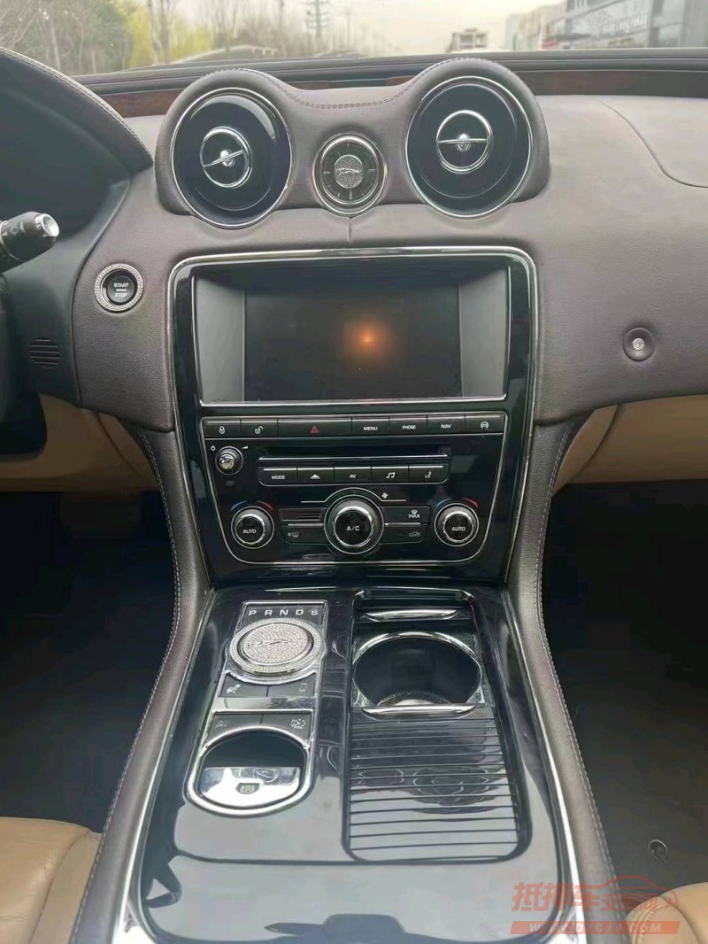 枣庄15年捷豹XJL5