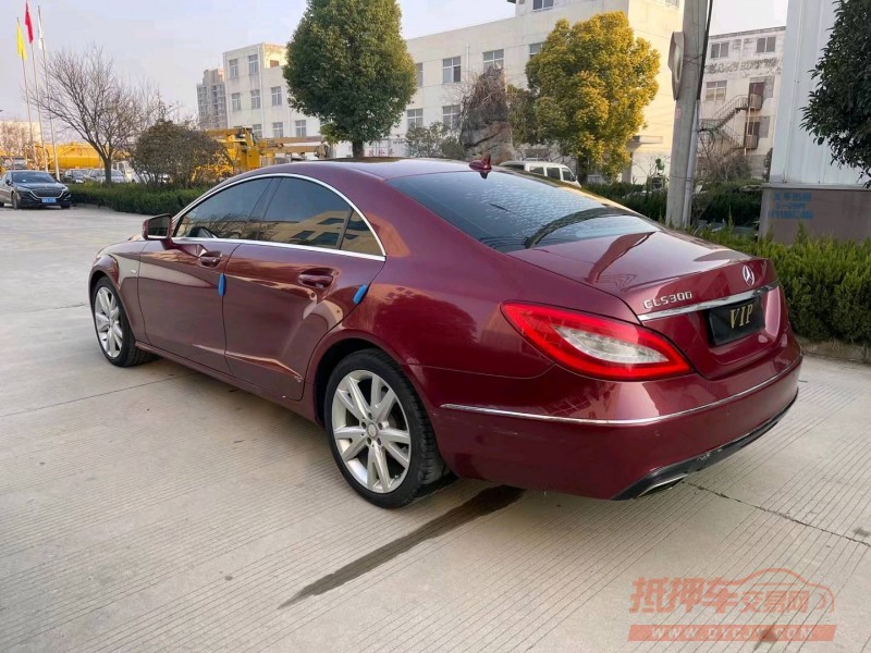 宿迁13年奔驰CLS7