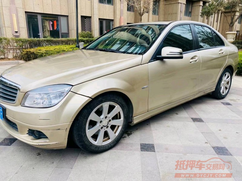 青岛11年奔驰C7