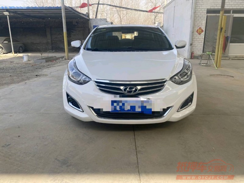 保定17年现代朗动1