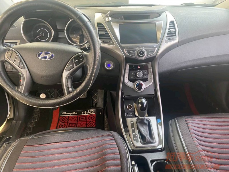 保定17年现代朗动5