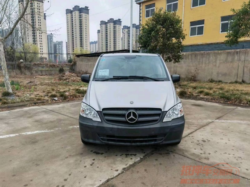 枣庄14年奔驰威霆1