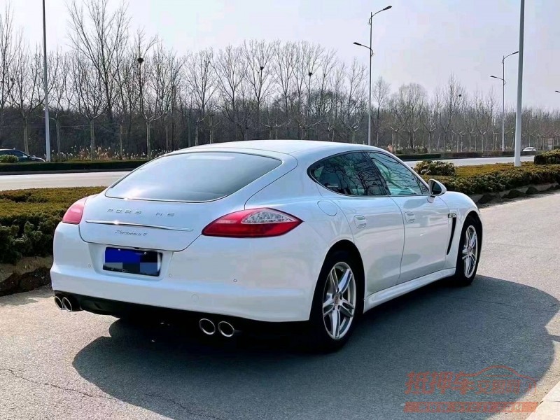 北京13年保时捷帕拉梅拉8