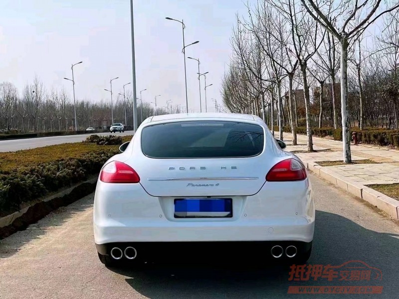 北京13年保时捷帕拉梅拉9