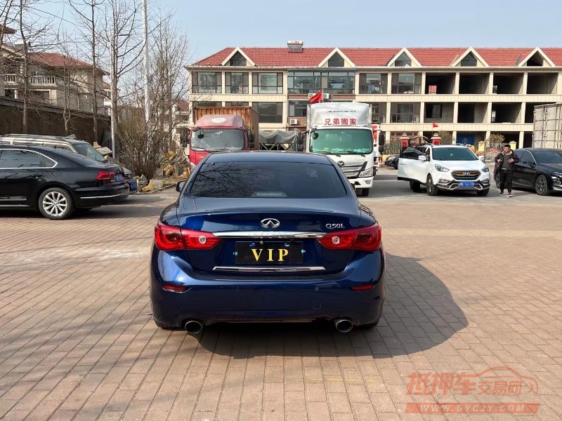 青島18年英菲尼迪Q504