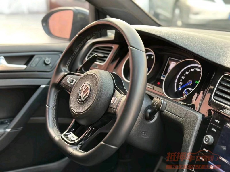 济宁19年大众高尔夫4