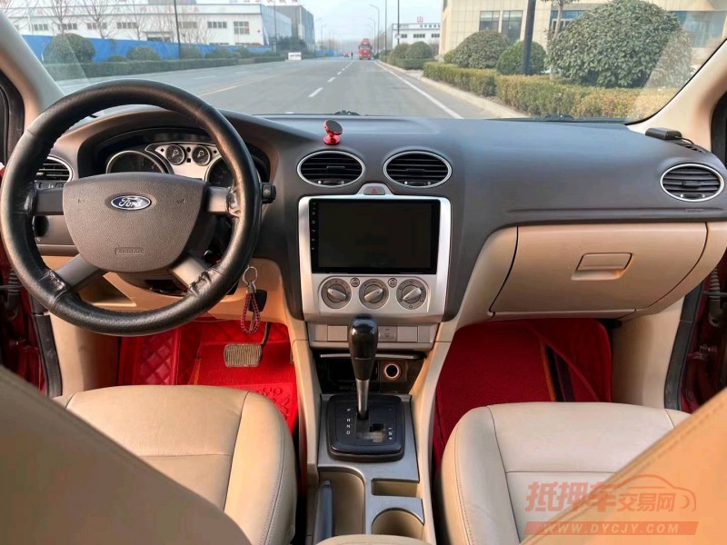 济宁11年福特福克斯7