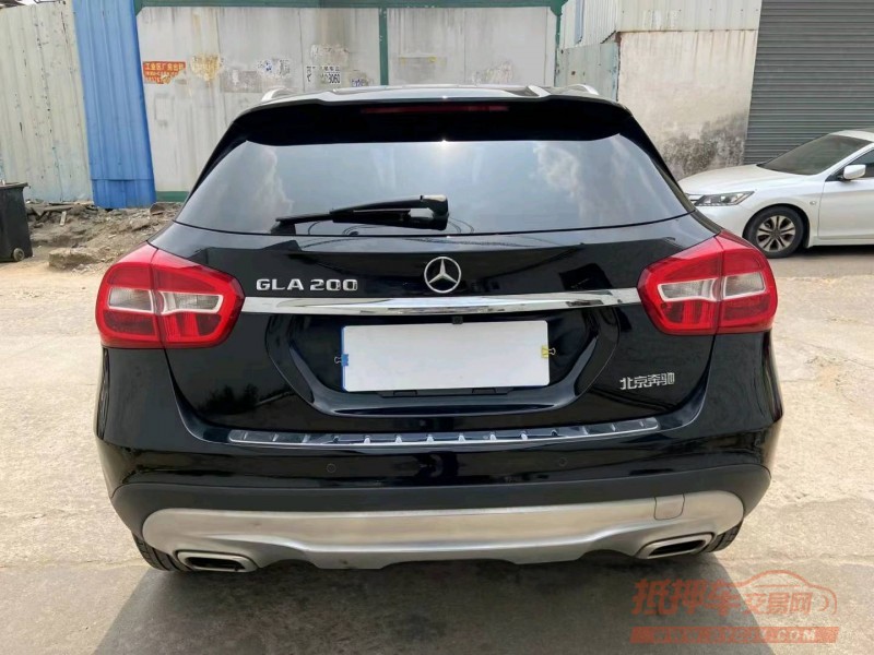 广州15年奔驰GLA7