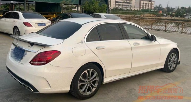 广州17年奔驰C7