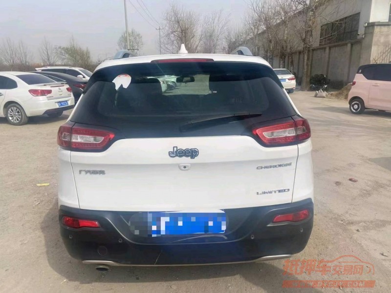 保定18年Jeep自由光9