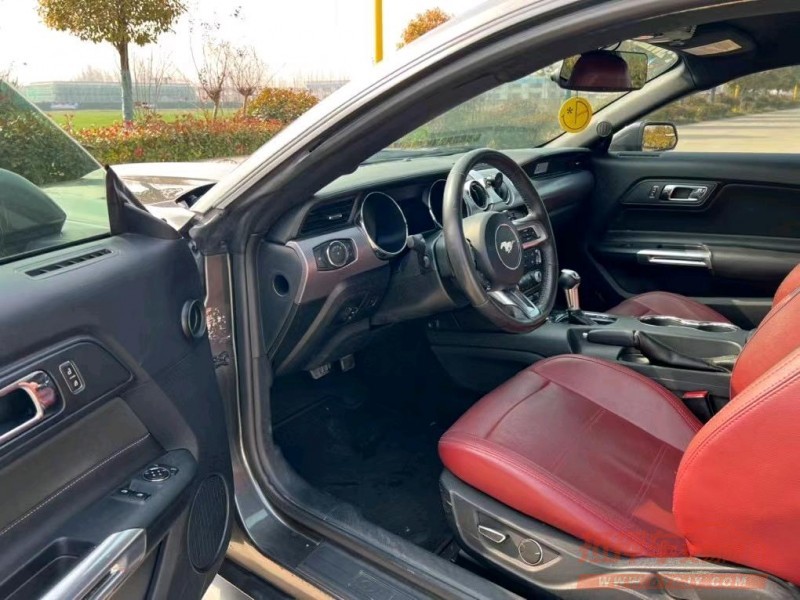 盐城16年福特野马6