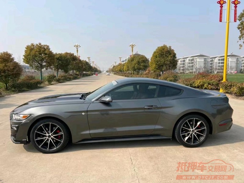 盐城16年福特野马8