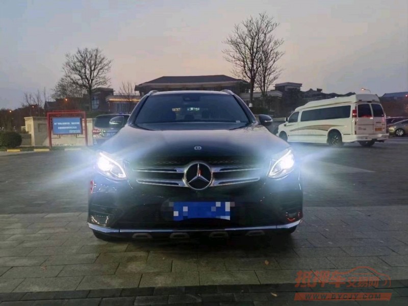 邯郸19年奔驰GLC1