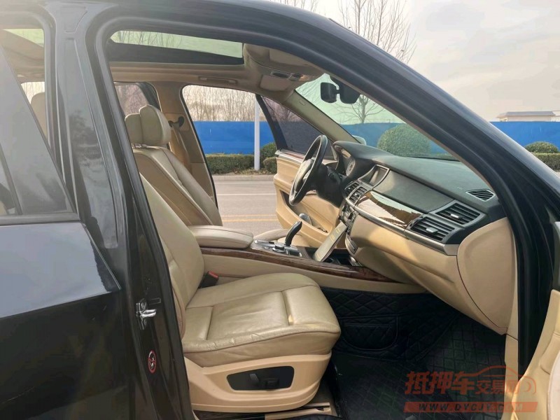 济宁09年宝马X55