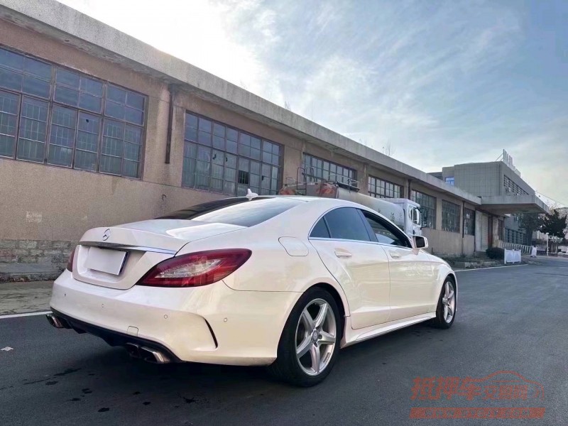 东营17年奔驰CLS3