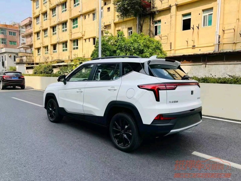 珠海23年江淮思皓1