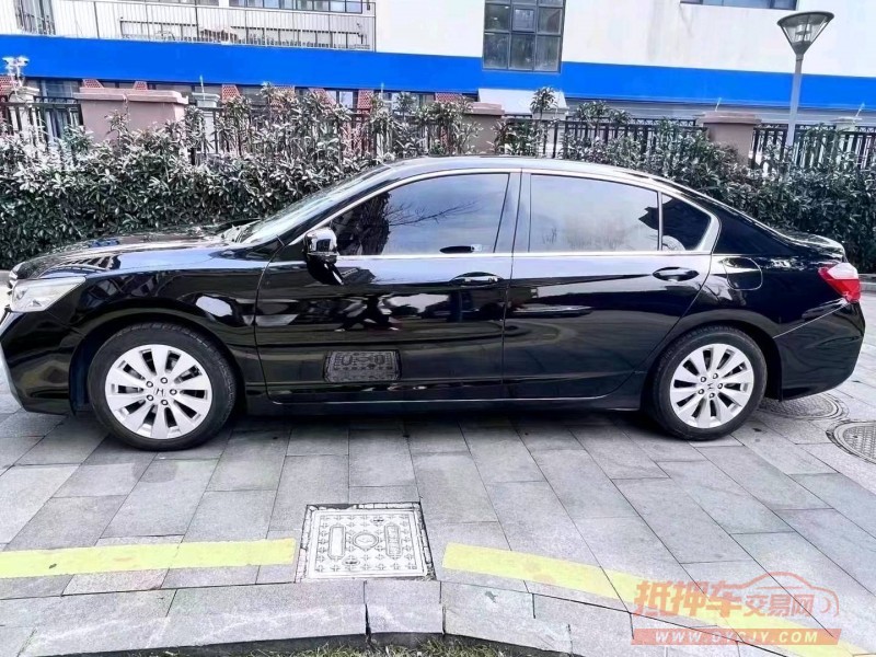 嘉兴15年本田雅阁7