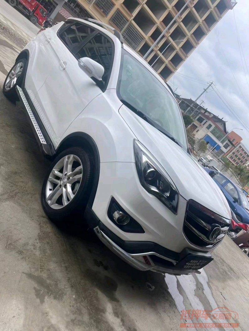 衡阳17年长安汽车CS8