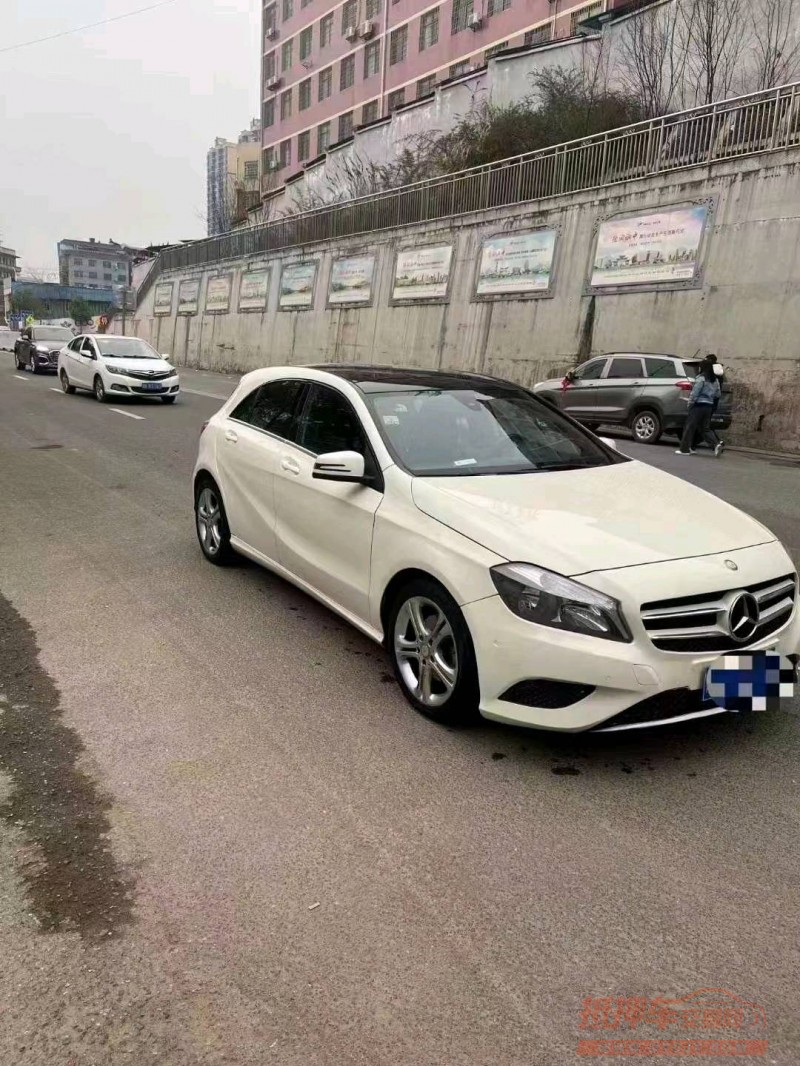 邯郸15年奔驰A2