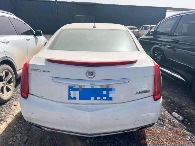 淮南13年凯迪拉克XTS3