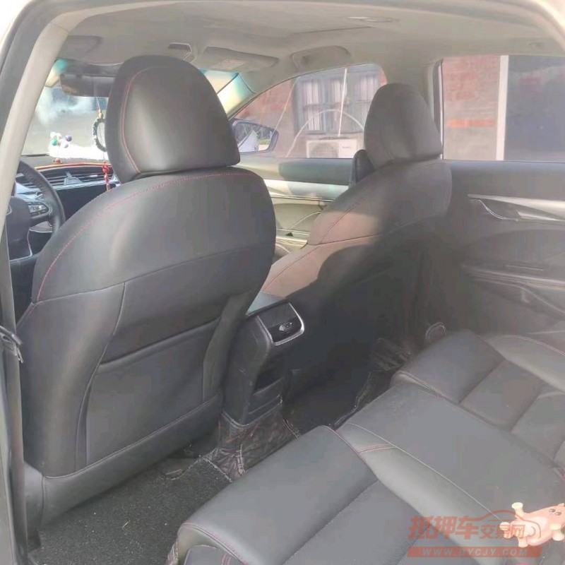 长沙19年吉利缤瑞5