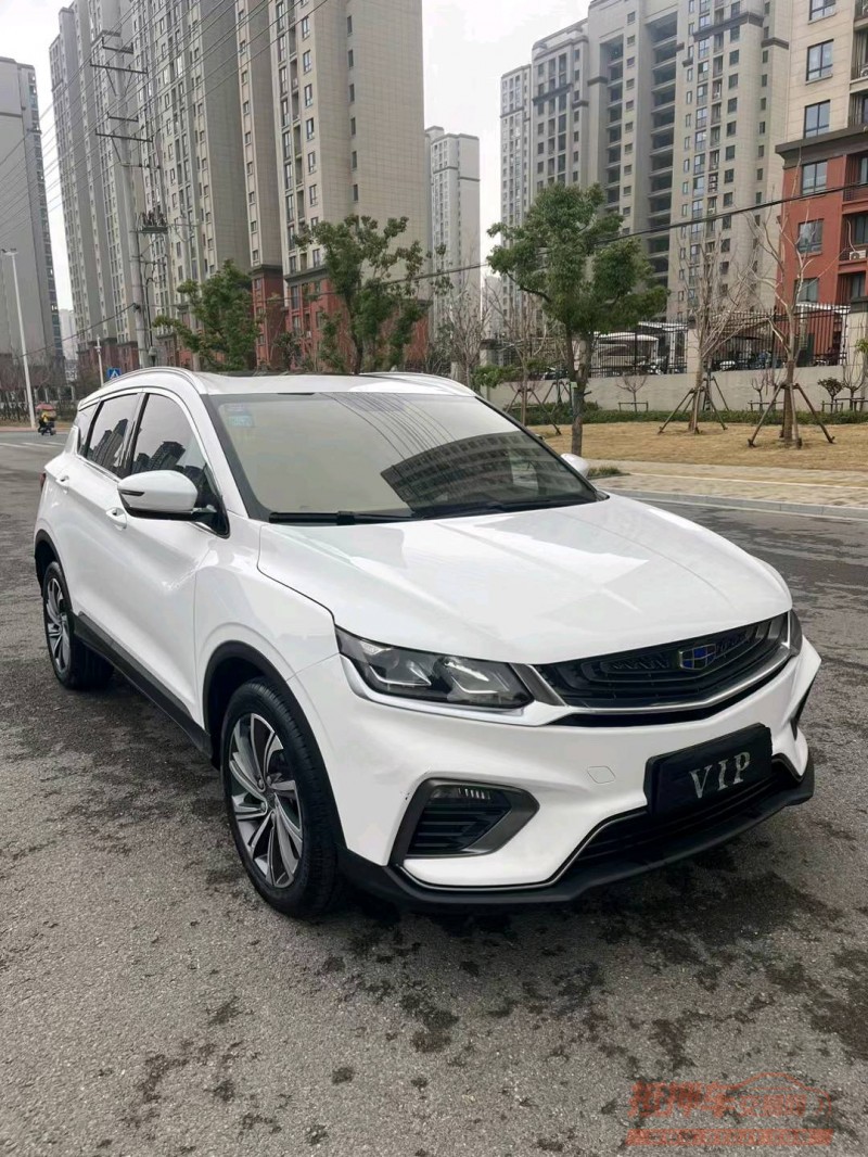 淮南19年吉利缤越3