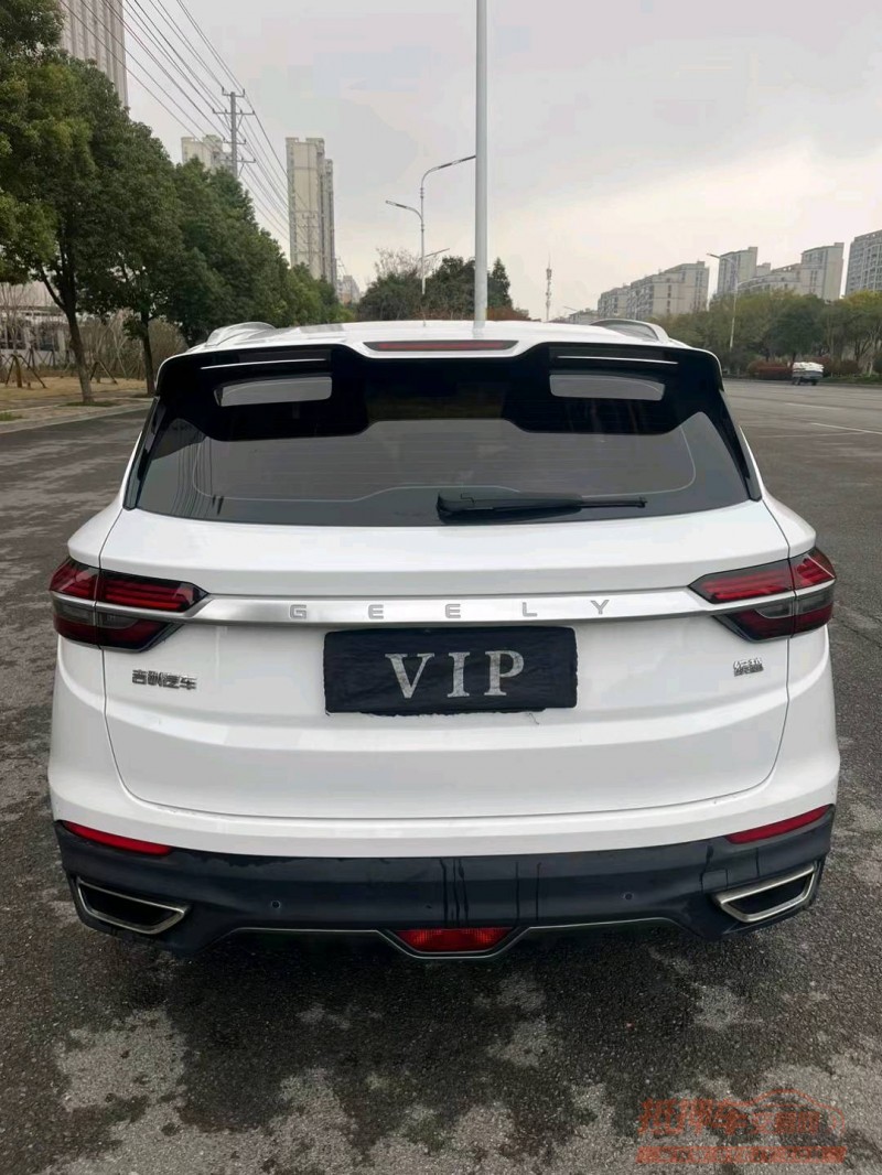 淮南19年吉利缤越9