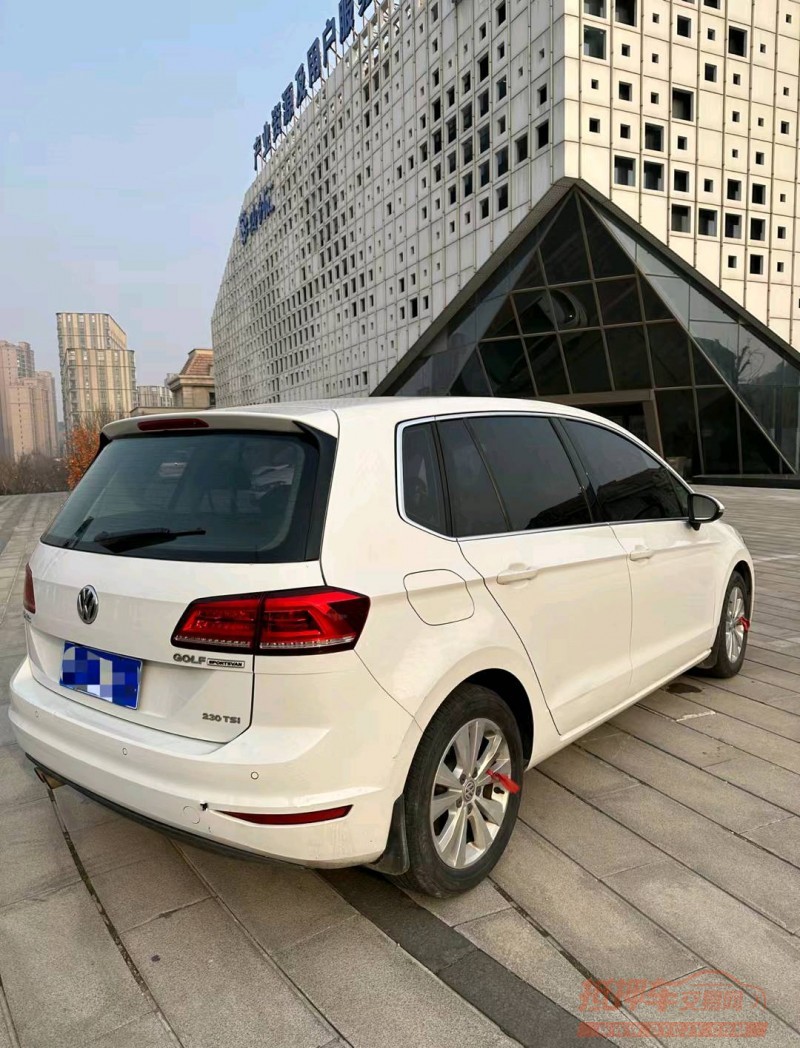 济南16年大众高尔夫·嘉旅4