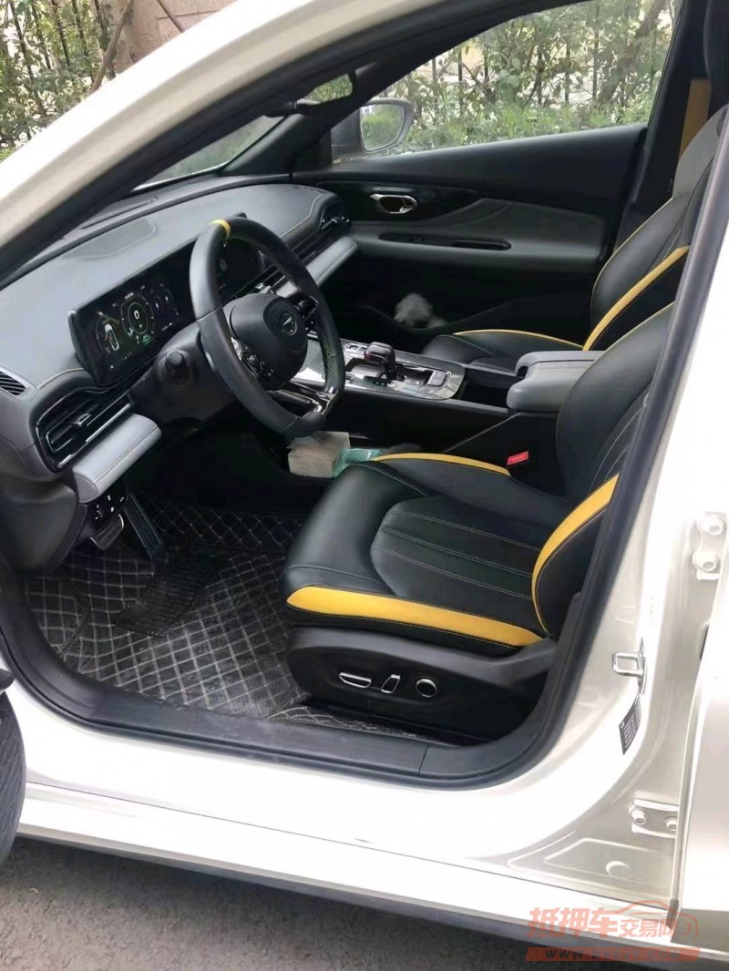 资阳22年传祺影豹6