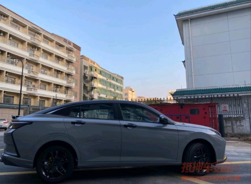 北京22年东风奕炫5