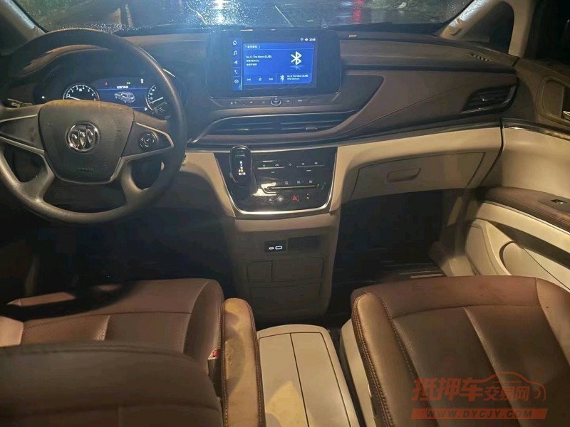 济南22年别克GL82