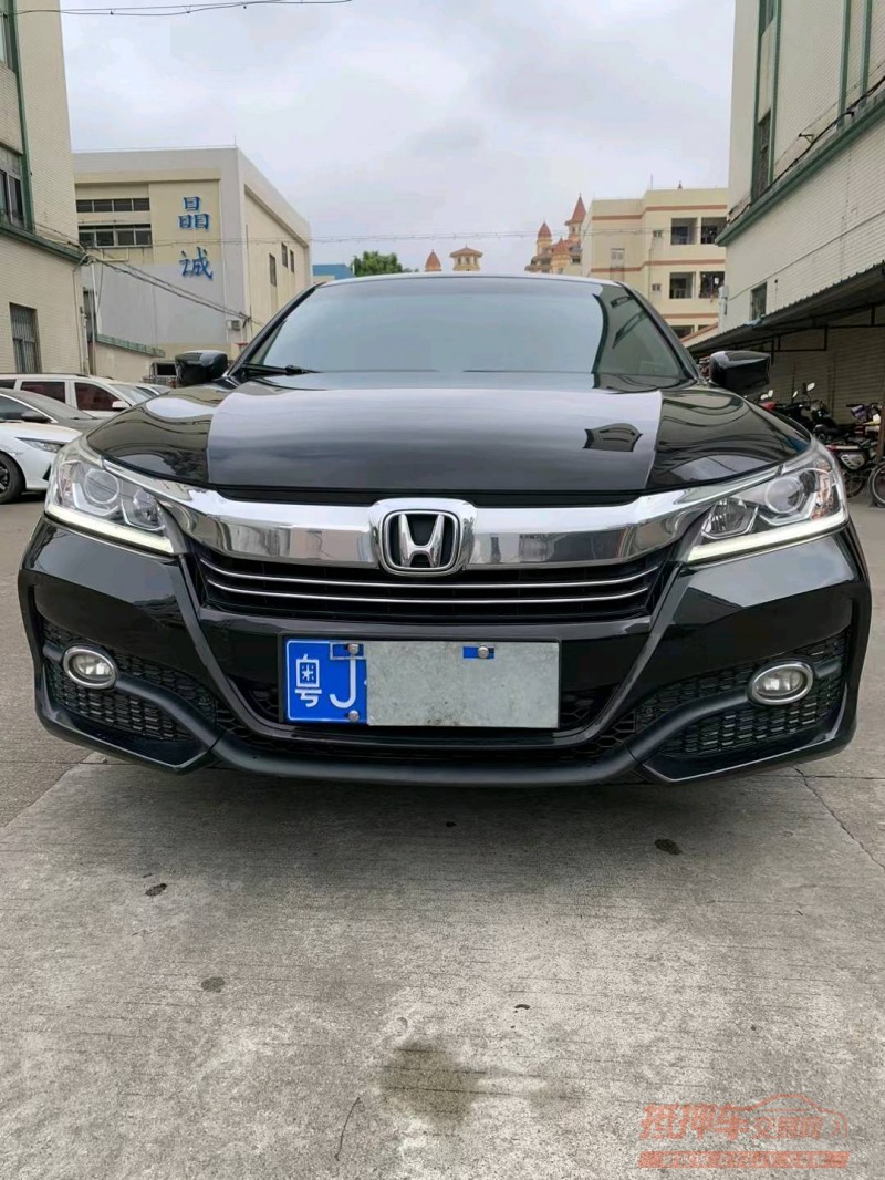中山16年本田雅阁1