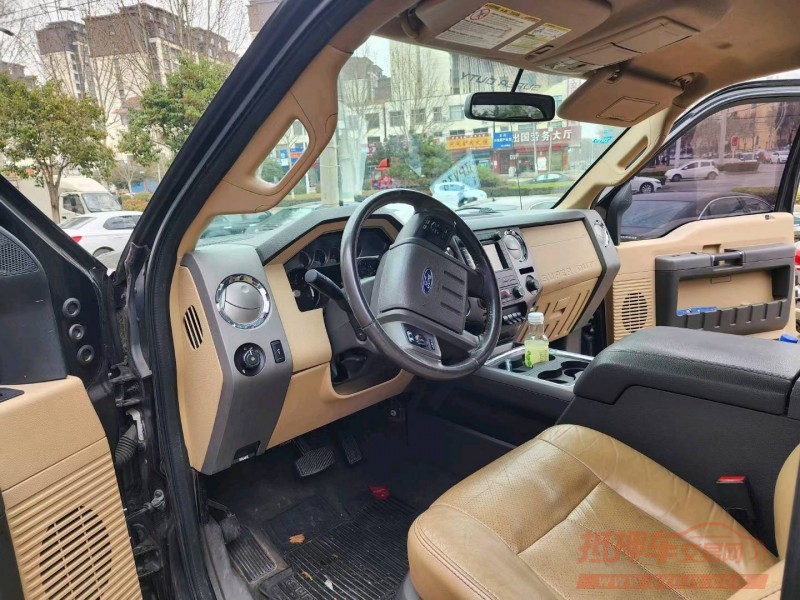 青岛12年福特E3504