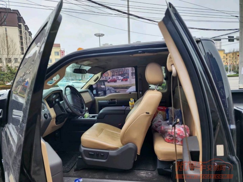 青岛12年福特E3505