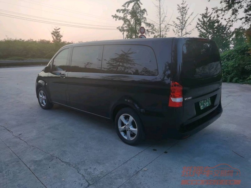 徐州16年奔驰威霆4