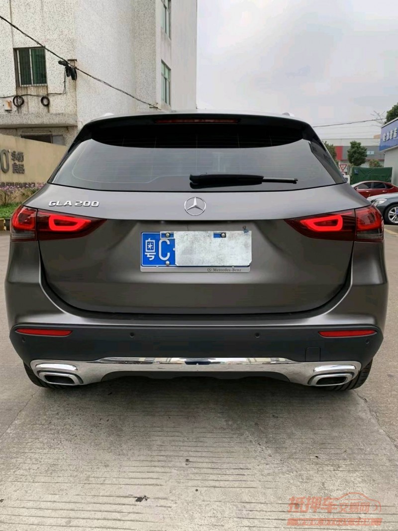中山21年奔驰GLA1