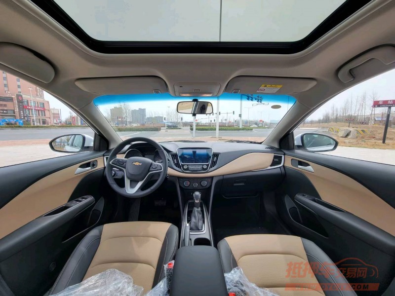 北京22年上汽集团红岩杰豹2