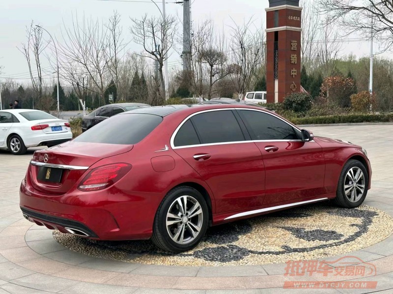 青岛16年奔驰C4