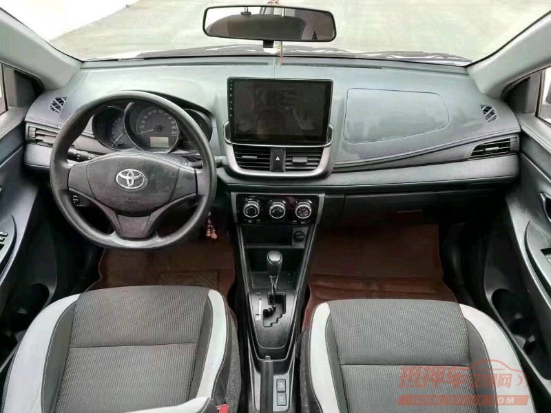 保定20年丰田YARiS L 致炫4