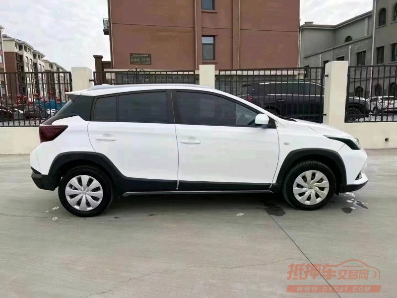 保定20年丰田YARiS L 致炫3