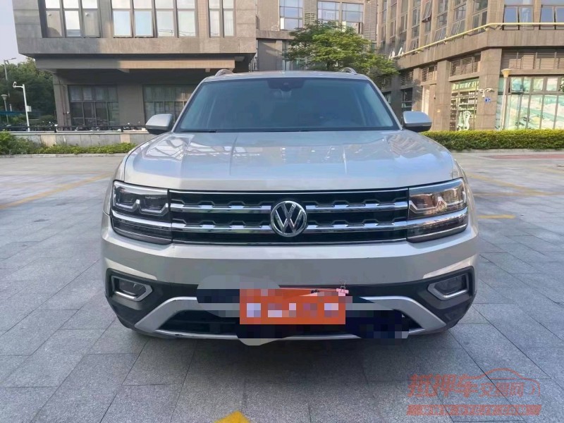 广州17年大众途昂1