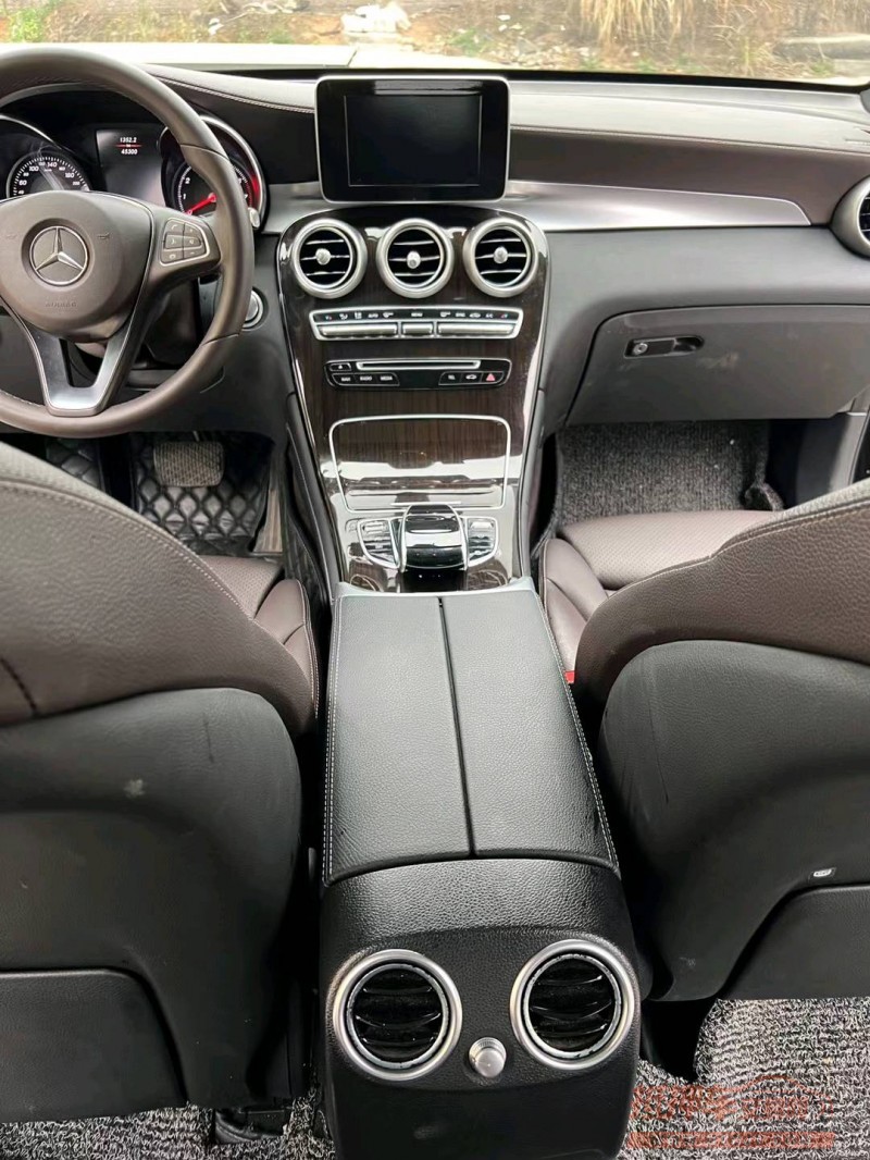 宜昌18年奔驰GLC9